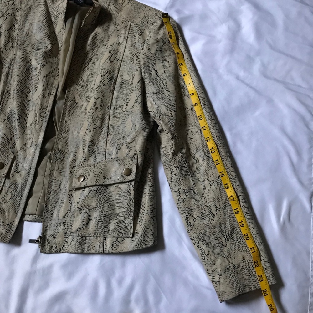 Alfani Genuine Leather Python Print Jacket Size M - image 5